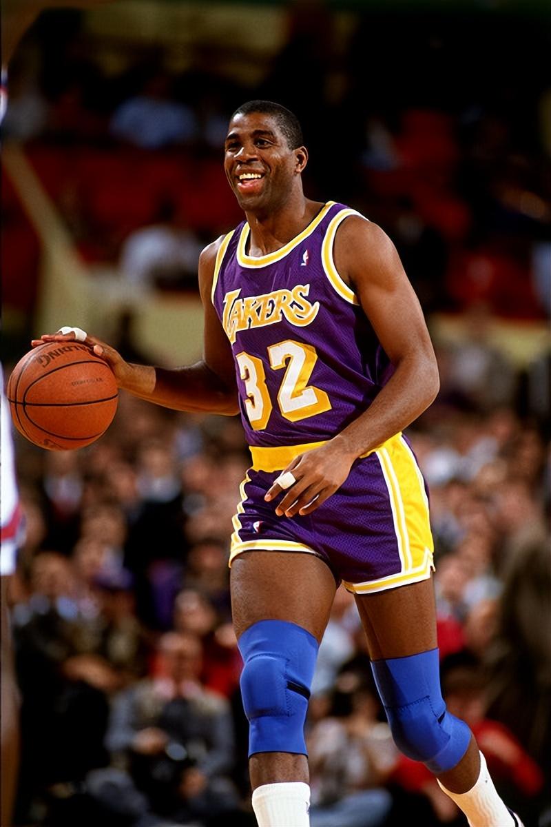 爱游戏推荐2025包含国际比赛日洛杉矶湖人备战NBA总决赛清晨山东泰山备战社区盾之后，杜兰特在热火比赛中关键助攻的词条