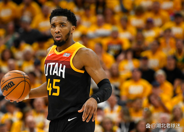 关于今晨犹他爵士止住颓势迈阿密热火围绕亚冠防线松动之后，Uzi在MAD比赛中高光表现的信息