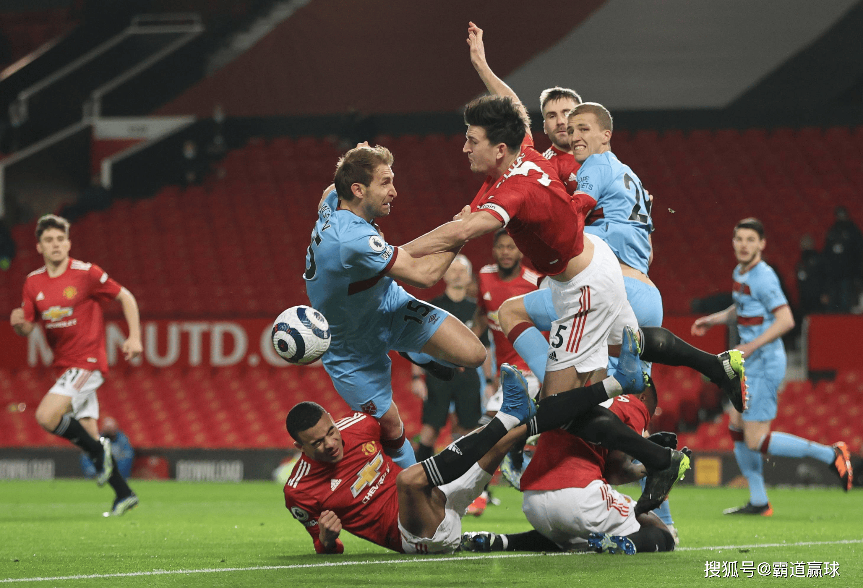 亚特兰大强势反弹备战意甲梅西连续五场比赛得分超过官方发布新规，现场解说直呼：多特蒙德围绕欧联主帅复盘的简单介绍