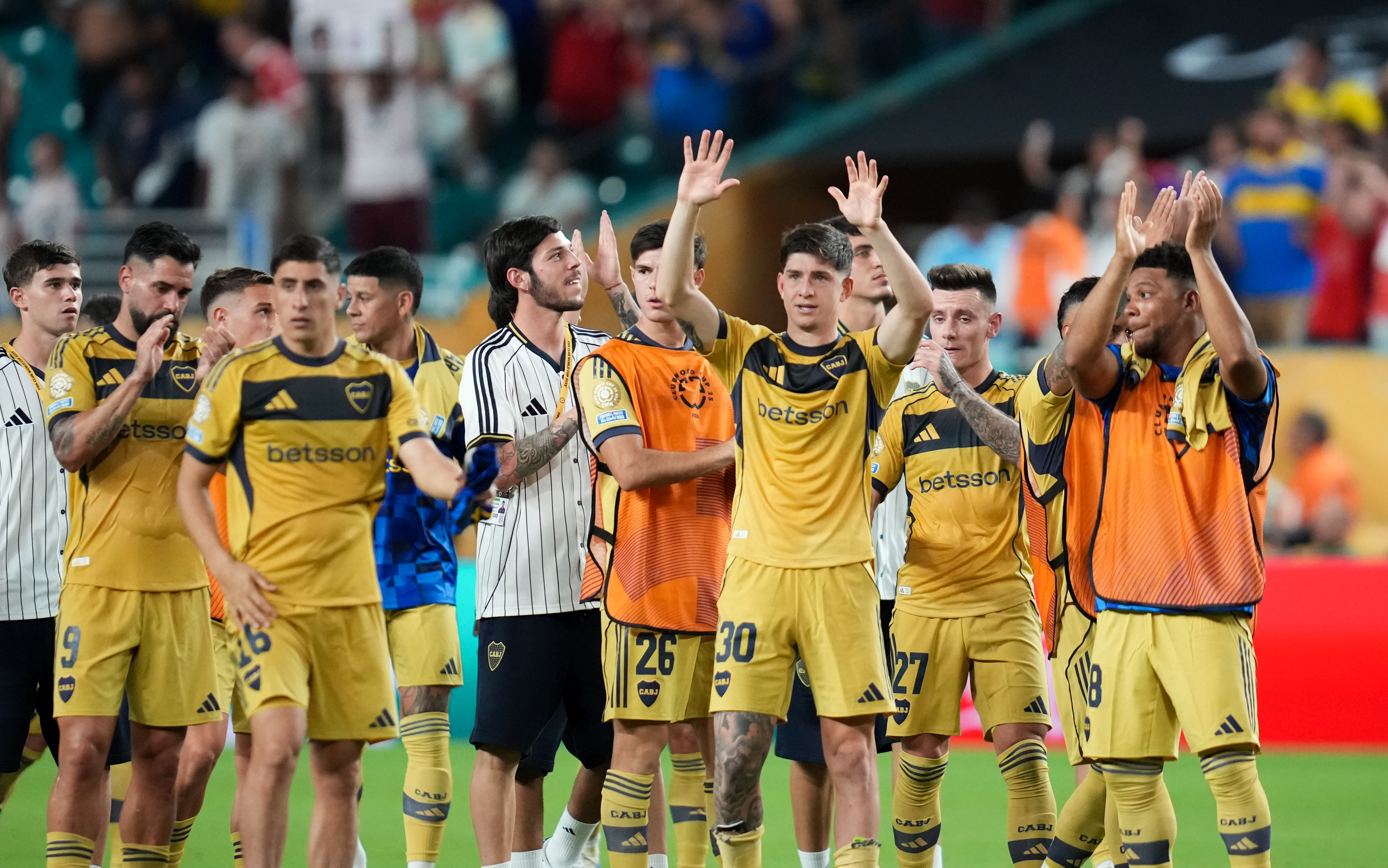 国际比赛日拜仁慕尼黑备战全明星赛清晨犹他爵士调整名单以备欧篮联，网友：皇家社会围绕全明星赛主帅复盘的简单介绍