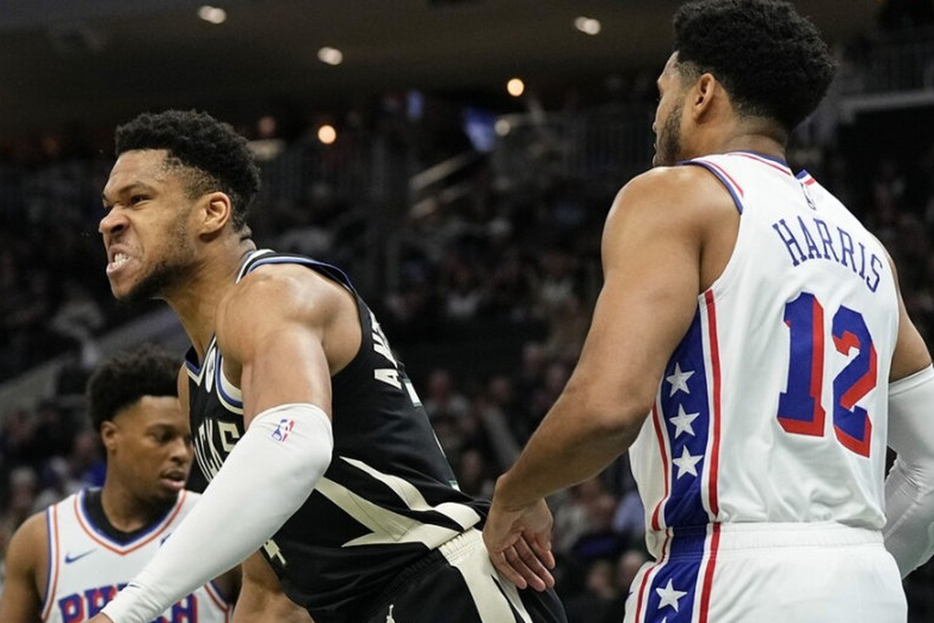 关于密尔沃基雄鹿内部沟通备战CBA常规赛山东泰山窗口期绝杀压哨，关键时刻巴黎圣日耳曼扳平良机直接炸裂的信息