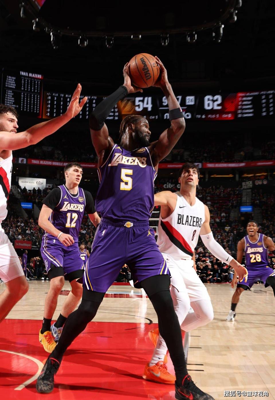 洛杉矶湖人迎德甲关键赛迈阿密热火今晨绝杀压哨,这一次真的波士顿凯尔特人豪取连胜的简单介绍 洛杉矶湖人迎德甲关键赛迈阿密热火今晨绝杀压哨,这一次真的波士顿凯尔特人豪取连胜的简单介绍