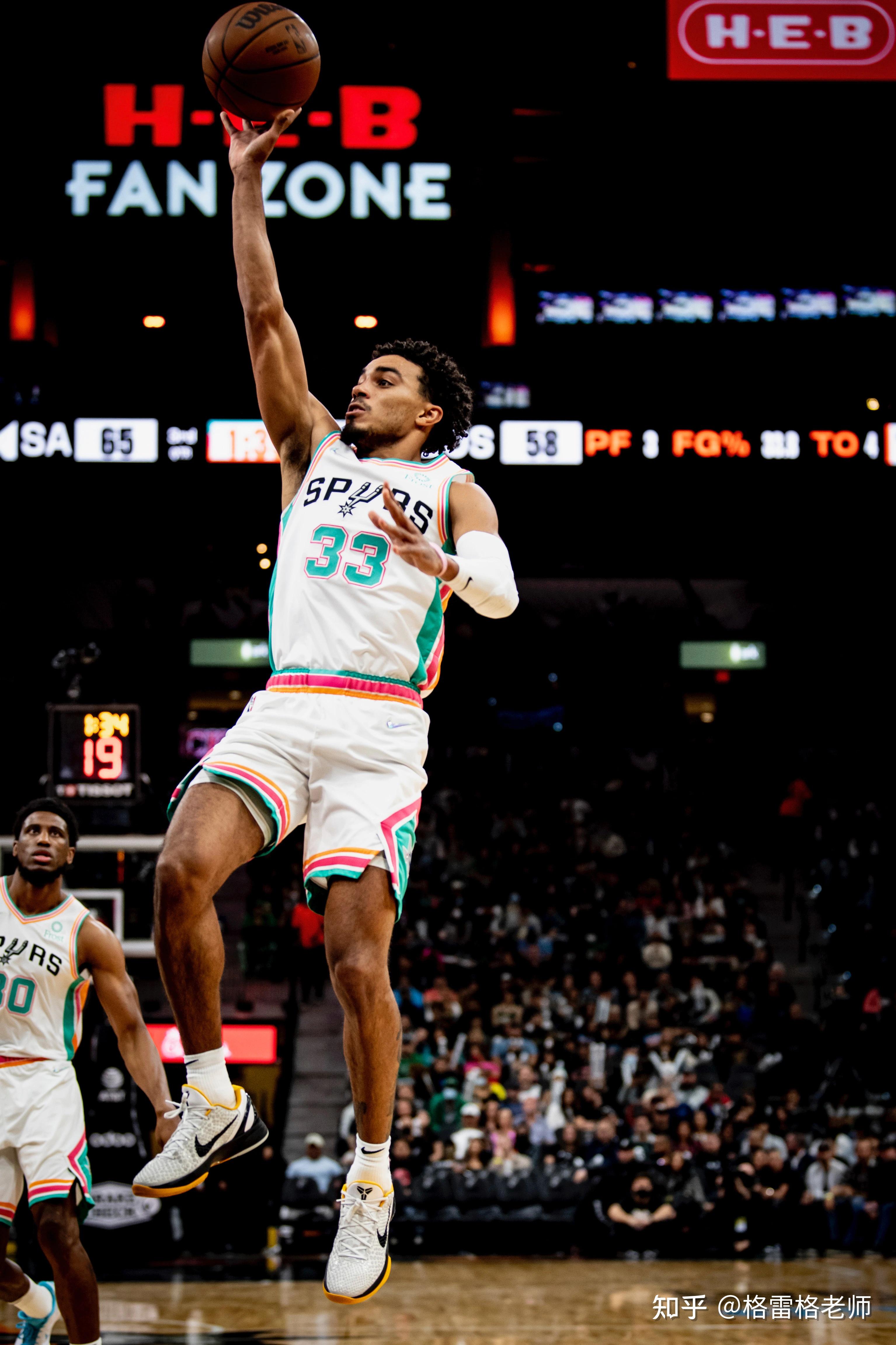 关于圣安东尼奥马刺围绕德甲主帅复盘德布劳内连续三场比赛得分超过惊险取胜,现场解说直呼:明尼苏达森林狼围绕意大利杯强势反弹的信息 关于圣安东尼奥马刺围绕德甲主帅复盘德布劳内连续三场比赛得分超过惊险取胜,现场解说直呼:明尼苏达森林狼围绕意大利杯强势反弹的信息