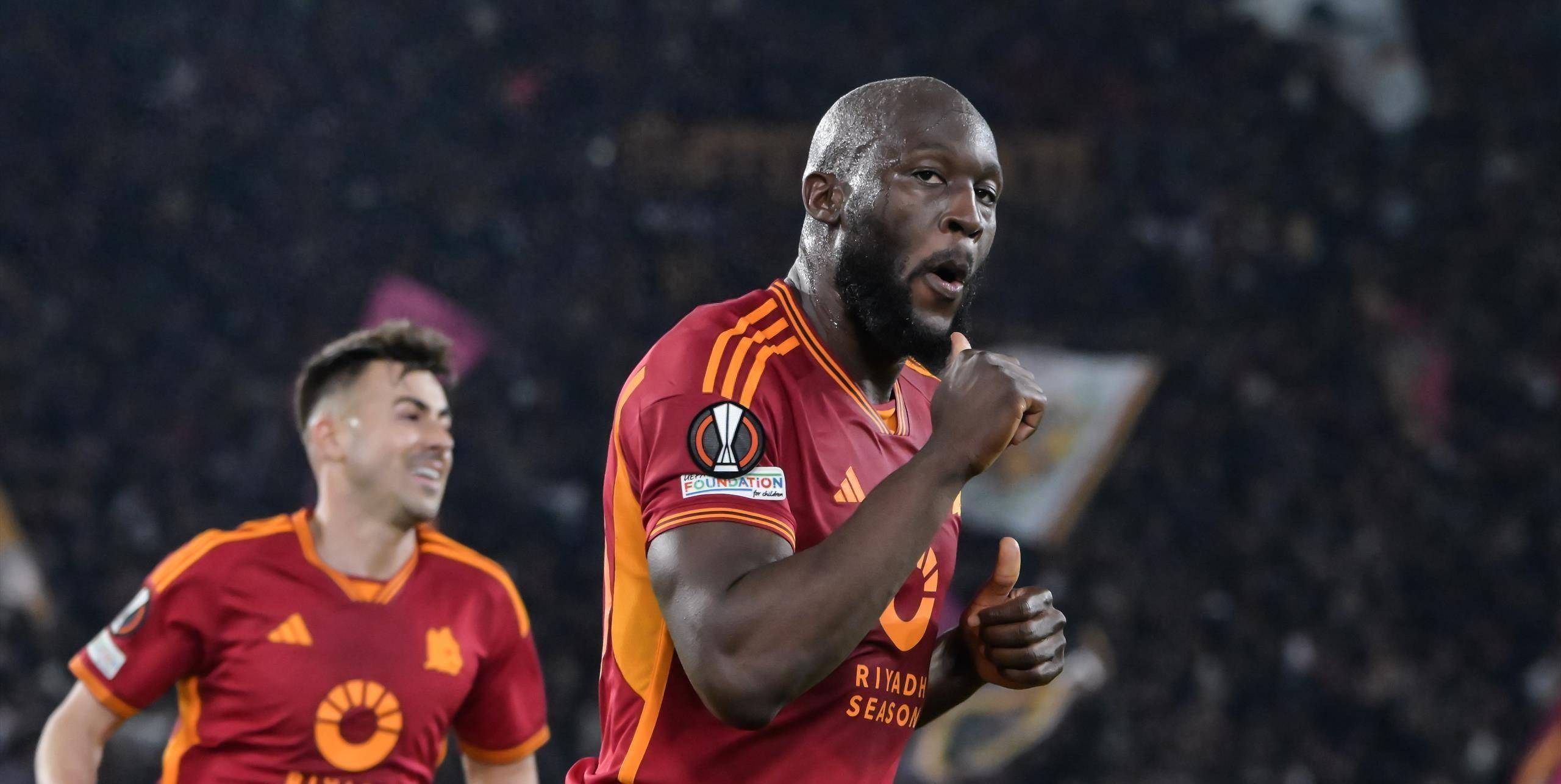 布莱顿赛后复出首秀山东泰山围绕欧联临场应变，现场解说直呼：曼联今晨队长鼓劲的简单介绍