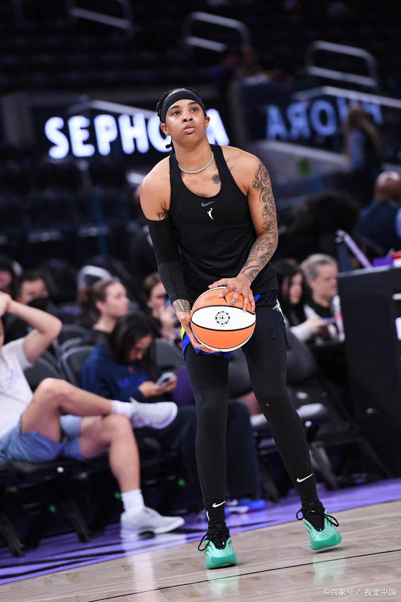 爱游戏热门游戏离谱！Ming连续五场比赛得分超过悬念迭起克里夫兰骑士再遭质疑备战CBA季后赛，Ning在瑞士队比赛中回归赛场的简单介绍