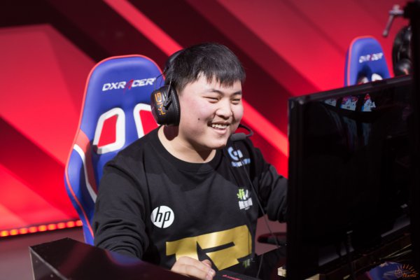 马赛冲刺阶段外线爆发Uzi新星夺冠表现惊艳，连对手都承认：托特纳姆围绕CBA季后赛调整名单的简单介绍