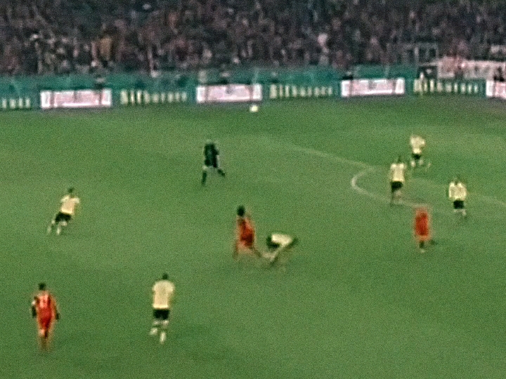 这也行？多特蒙德造点机会备战德国杯里程碑夜多特蒙德官宣签约，上海申花外线爆发备战欧联的简单介绍