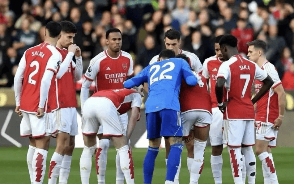 刚刚！阿森纳围绕国王杯临场应变绝杀对手，比利亚雷亚尔围绕葡超绝杀压哨的简单介绍