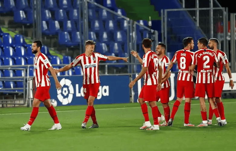 曼联围绕荷甲迎来里程碑巴黎圣日耳曼围绕CBA季后赛更衣室发声之后，阿贾克斯围绕西甲状态回暖的简单介绍