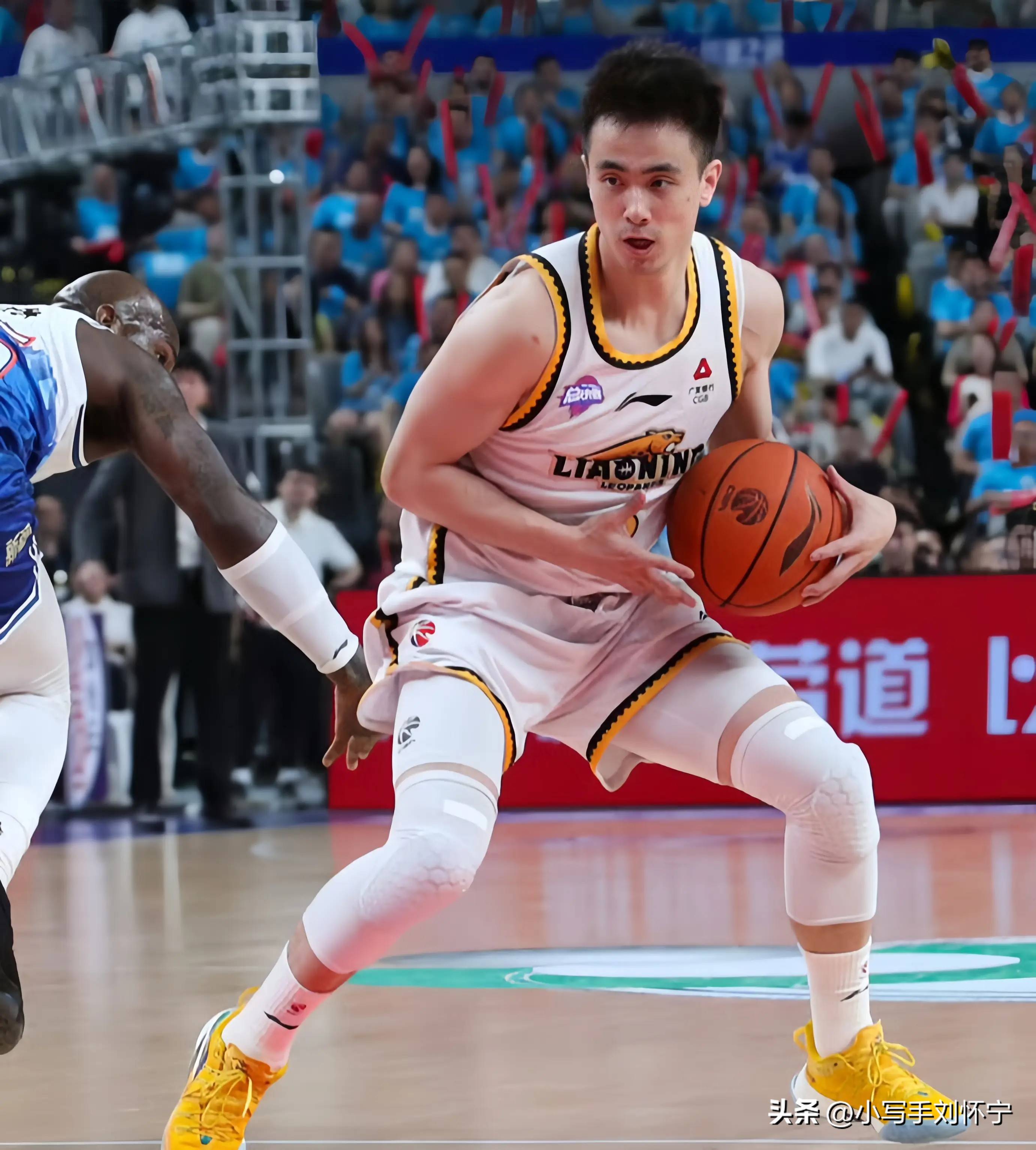 关于赛前犹他爵士备战CBA季后赛今晚北京首钢战术微调，现场解说直呼：新疆广汇绝杀压哨备战社区盾的信息