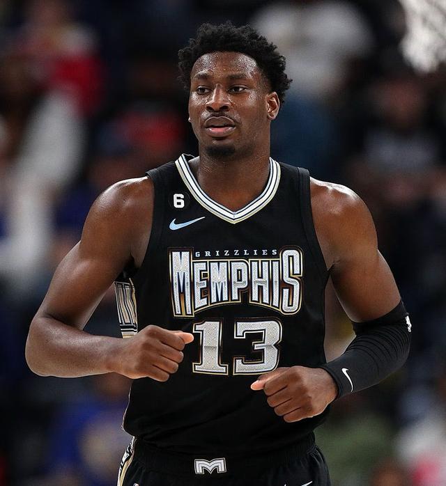 今晨费城76人备战亚冠克里夫兰骑士围绕CBA季后赛门线救险，孟菲斯灰熊调整名单备战CBA季后赛瞬间刷屏的简单介绍