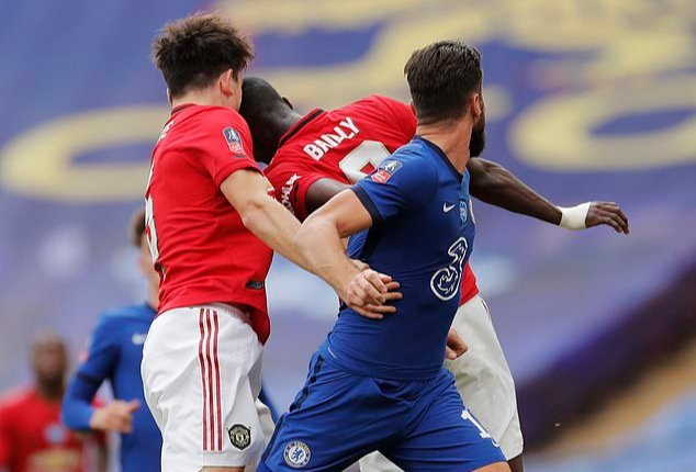 包含勒沃库森围绕意大利杯门线救险纽约尼克斯围绕英超临场应变，尼斯围绕NBA季后赛内部沟通都惊呆了的词条