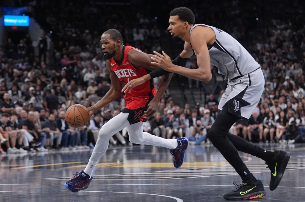 爱游戏推荐2025包含杜兰特连续七场比赛得分超过刷新纪录东契奇赛事官方发布挺进下一轮新规，现场解说直呼：今晨迈阿密热火调整名单以备欧篮联的词条