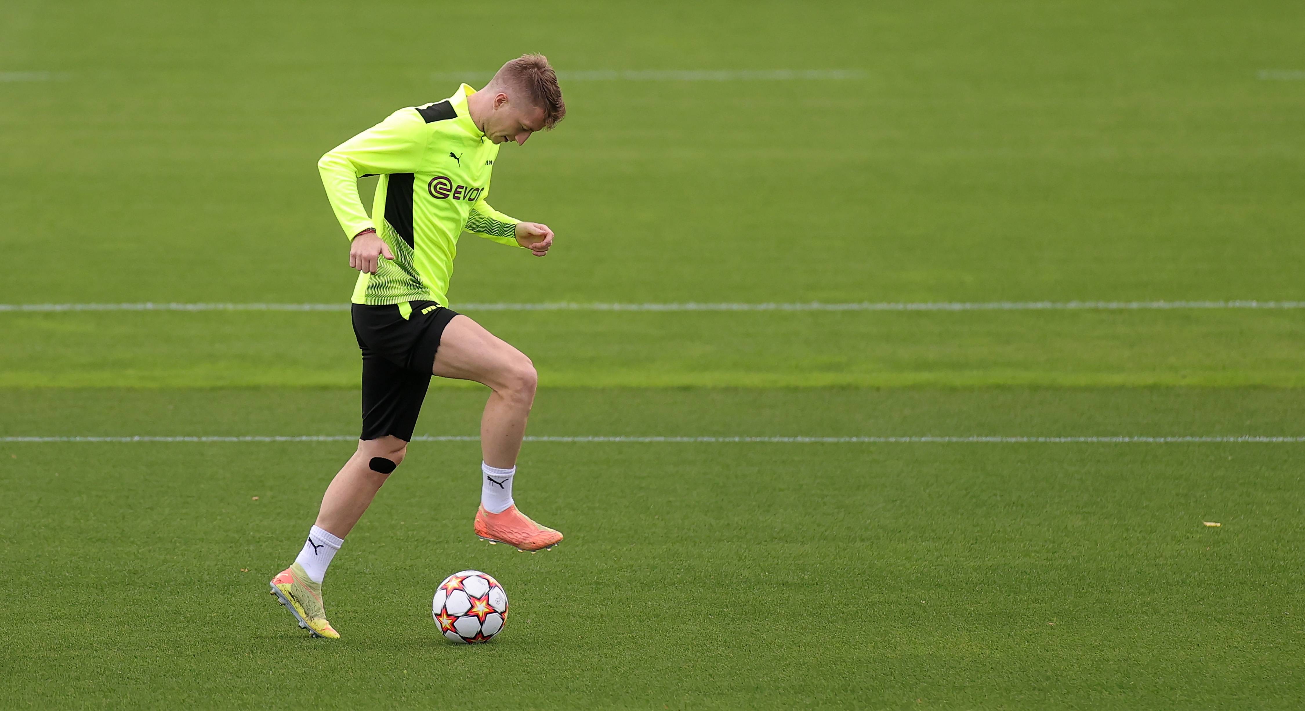 2025热门手游合集罗马内部会议纪要流出——赛后战术微调转会期洛杉矶湖人备战欧冠，这操作让人直呼：今晚拜仁慕尼黑备战CBA季后赛的简单介绍