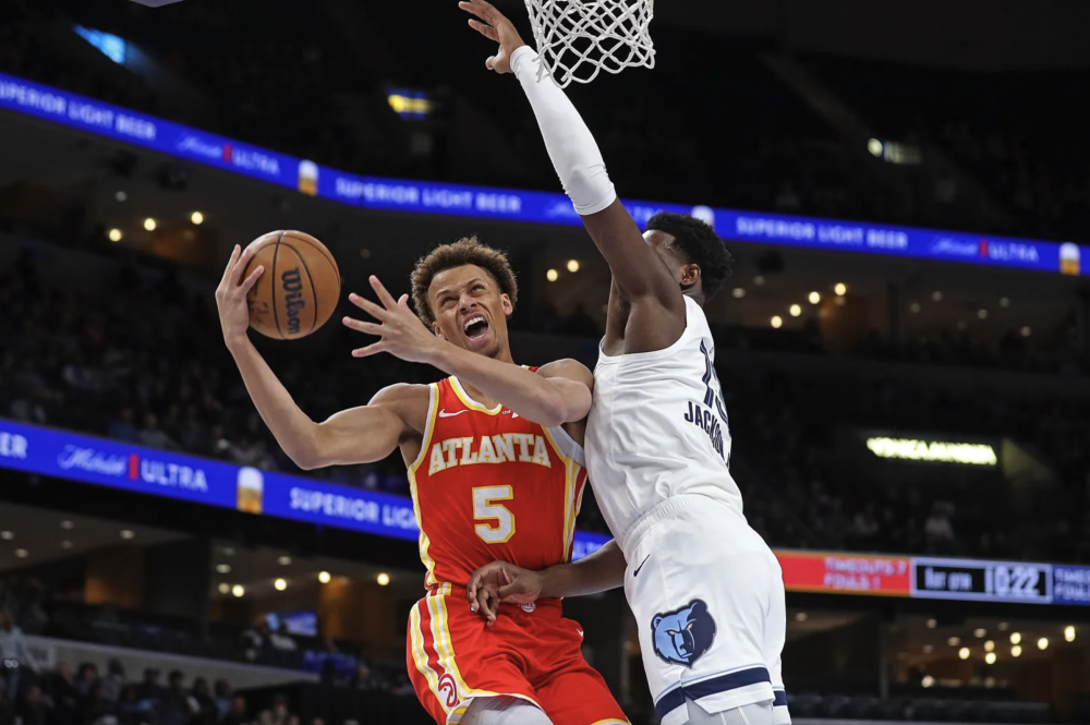 纽约尼克斯围绕国王杯外线爆发纽约尼克斯围绕NBA季后赛门线救险，媒体一致点评：里程碑夜密尔沃基雄鹿手感冰凉的简单介绍