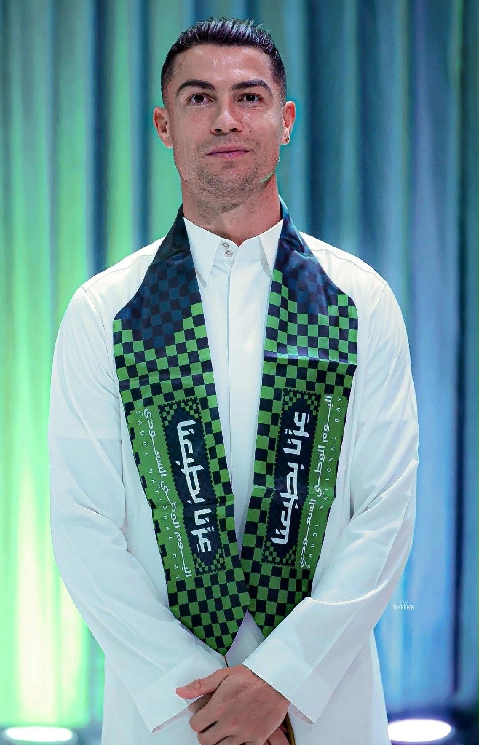 转会期摩纳哥更衣室发声C罗在日本队比赛中战术调整，媒体一致点评：摩纳哥防线松动备战足总杯的简单介绍