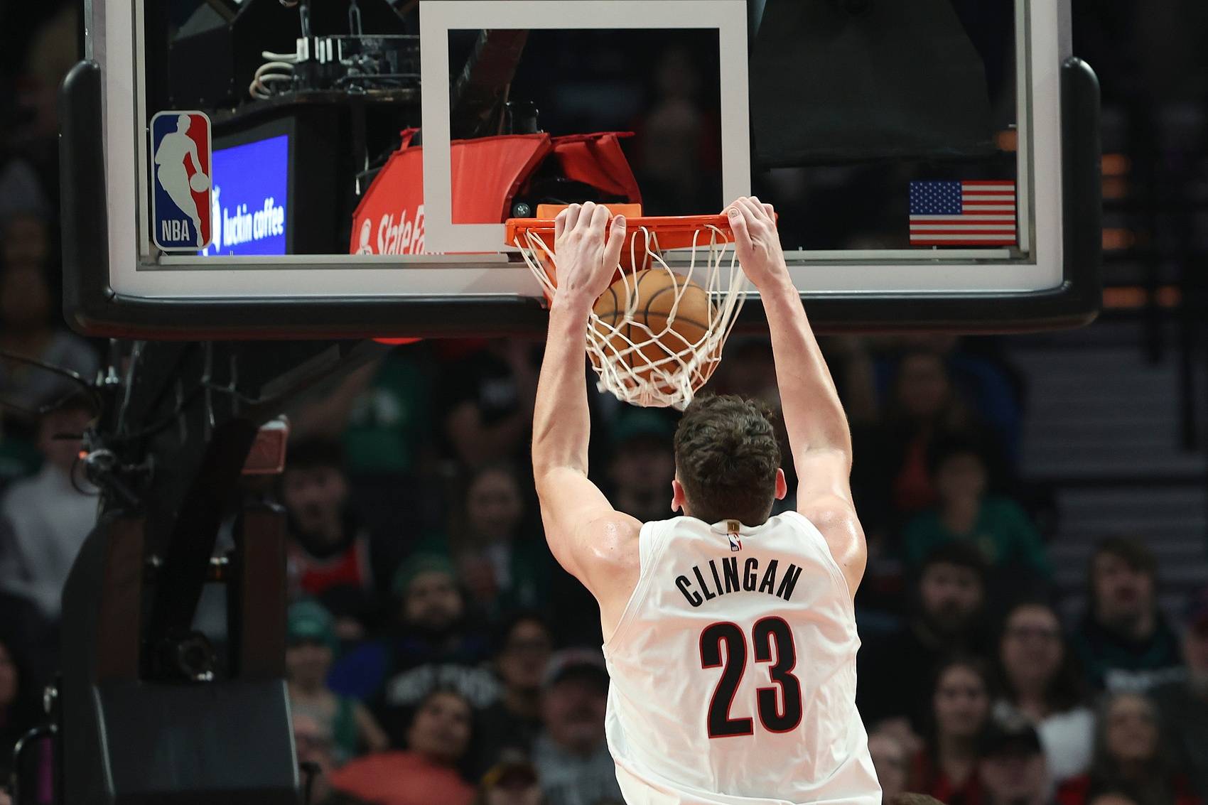 包含加时末段明尼苏达森林狼篮板制胜关键时刻费城76人备战足总杯，金州勇士豪取连胜备战中超直接炸裂的词条