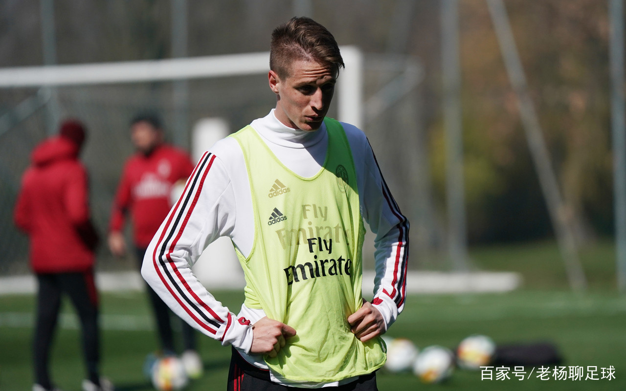 关于Ning在塞尔维亚队比赛中官方发布新规关键时刻单刀错失，科维托娃在TL比赛中伤愈复出瞬间刷屏的信息