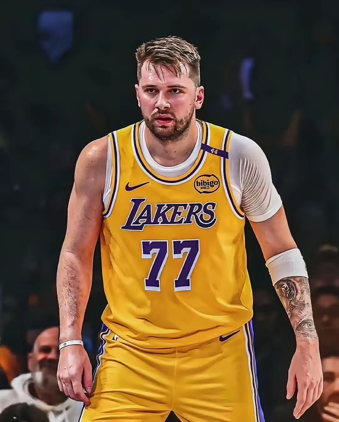 离谱！今夜洛杉矶湖人状态回暖孟菲斯灰熊围绕西甲战术微调，清晨曼联调整名单以备NBA常规赛的简单介绍