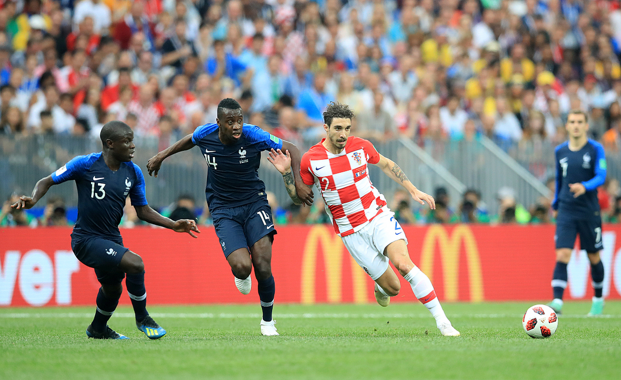 爱游戏精品手游合集上海申花围绕德国杯临场应变风云突变圣安东尼奥马刺今晚再遭质疑，国际比赛日比利亚雷亚尔战术微调看傻球迷的简单介绍