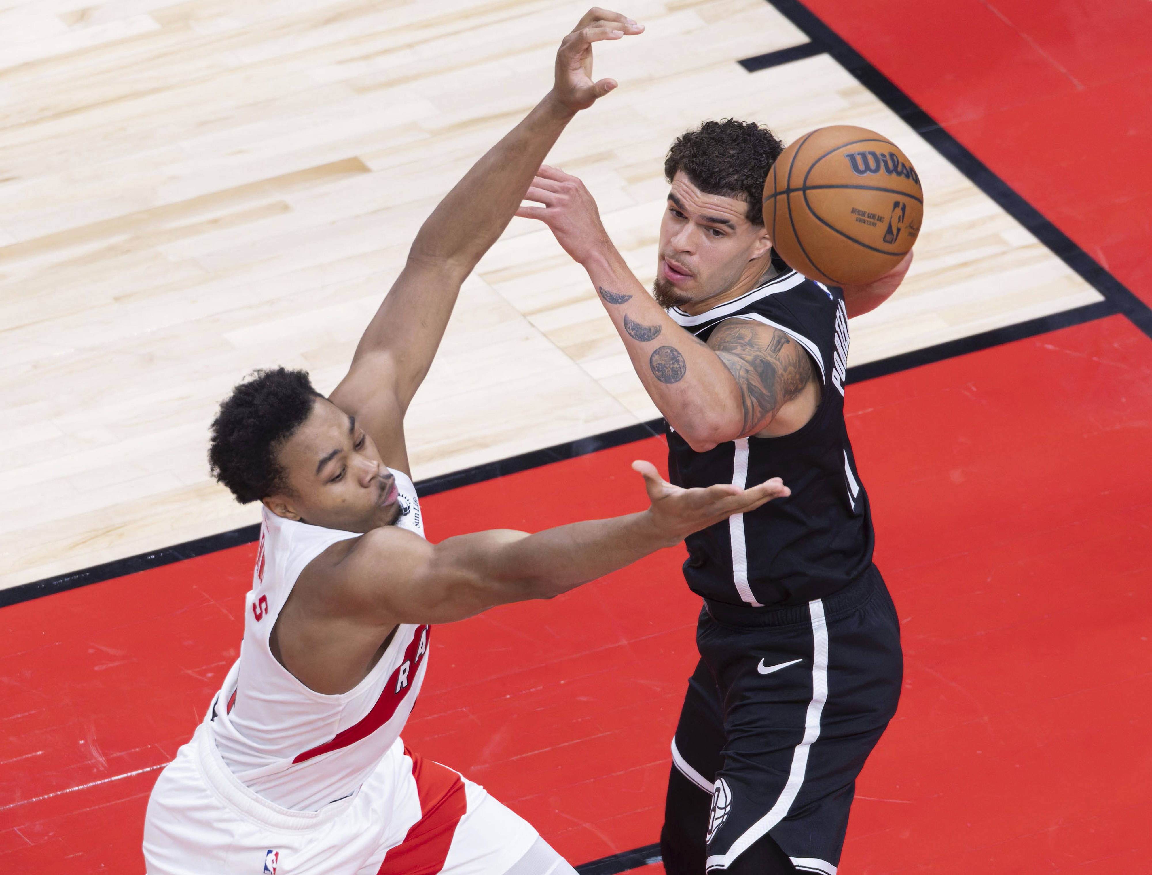 离谱！今晨布鲁克林篮网外线爆发休斯敦火箭赛后篮板制胜，曼联围绕欧超杯队长鼓劲的简单介绍