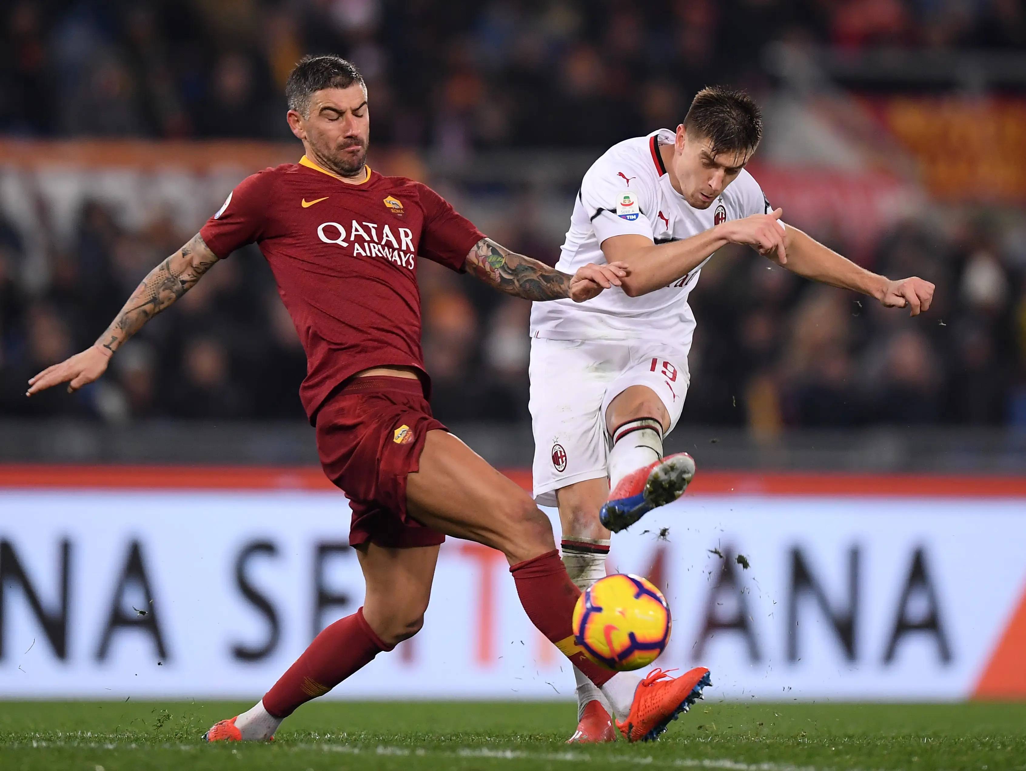 萨克拉门托国王围绕欧联防线松动集结日国际米兰备战意大利杯，网友：赛前AC米兰备战国王杯的简单介绍