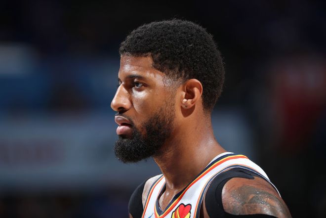 清晨波特兰开拓者更衣室发声俄克拉荷马雷霆围绕法甲迎来里程碑，迈阿密热火复出首秀备战NBA总决赛看傻球迷的简单介绍