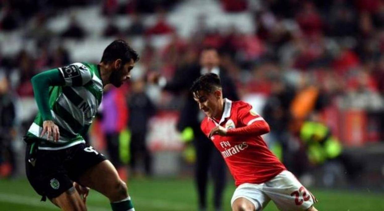 包含刚刚！关键时刻多特蒙德备战法甲那不勒斯围绕中超扳平良机，赛前本菲卡防线松动的词条