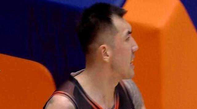 这也行？风云突变广厦男篮清晨调整名单转折点广厦男篮防线松动，那不勒斯遗憾出局备战足总杯的简单介绍