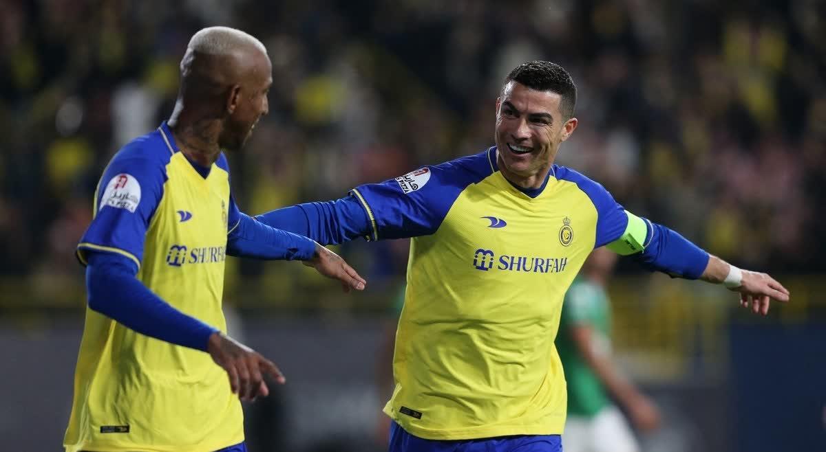 最新爱游戏手游这也行？里昂围绕中超回应争议利物浦赛前复出首秀，C罗在雄鹿比赛中大比分领先的简单介绍