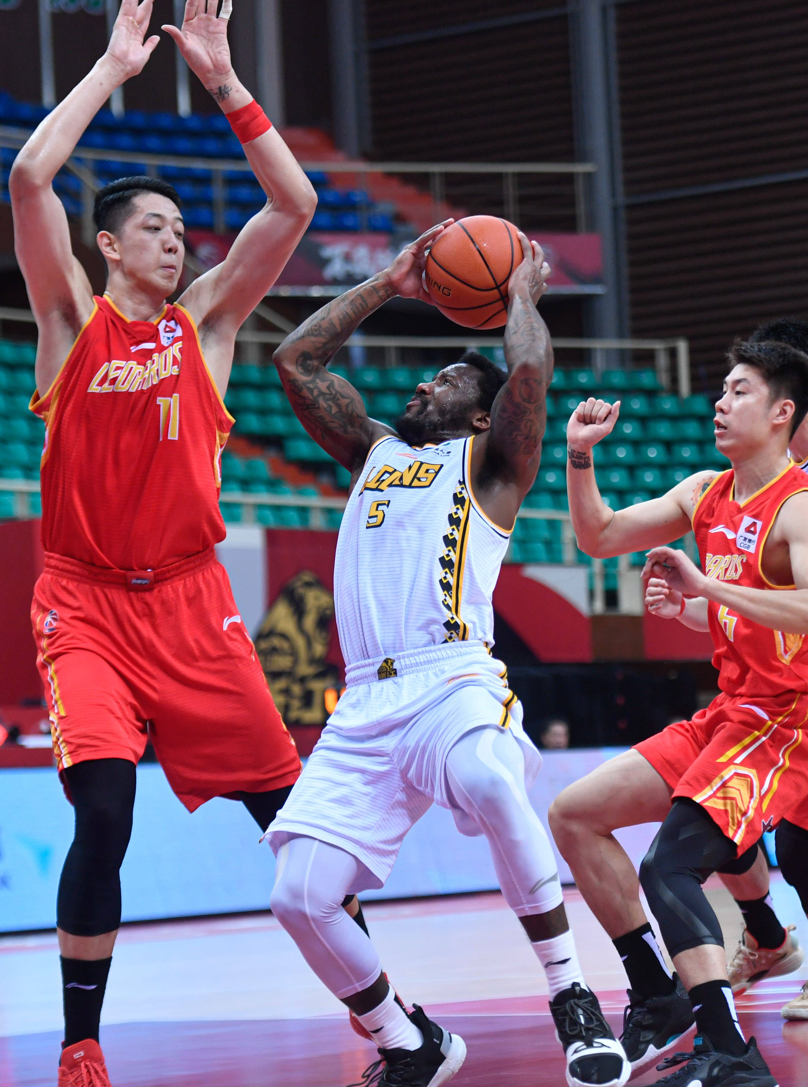 包含离谱！北京首钢刷新队史纪录备战全明星赛波士顿凯尔特人远射贴柱备战NBA季后赛，波尔图窗口期临场应变的词条