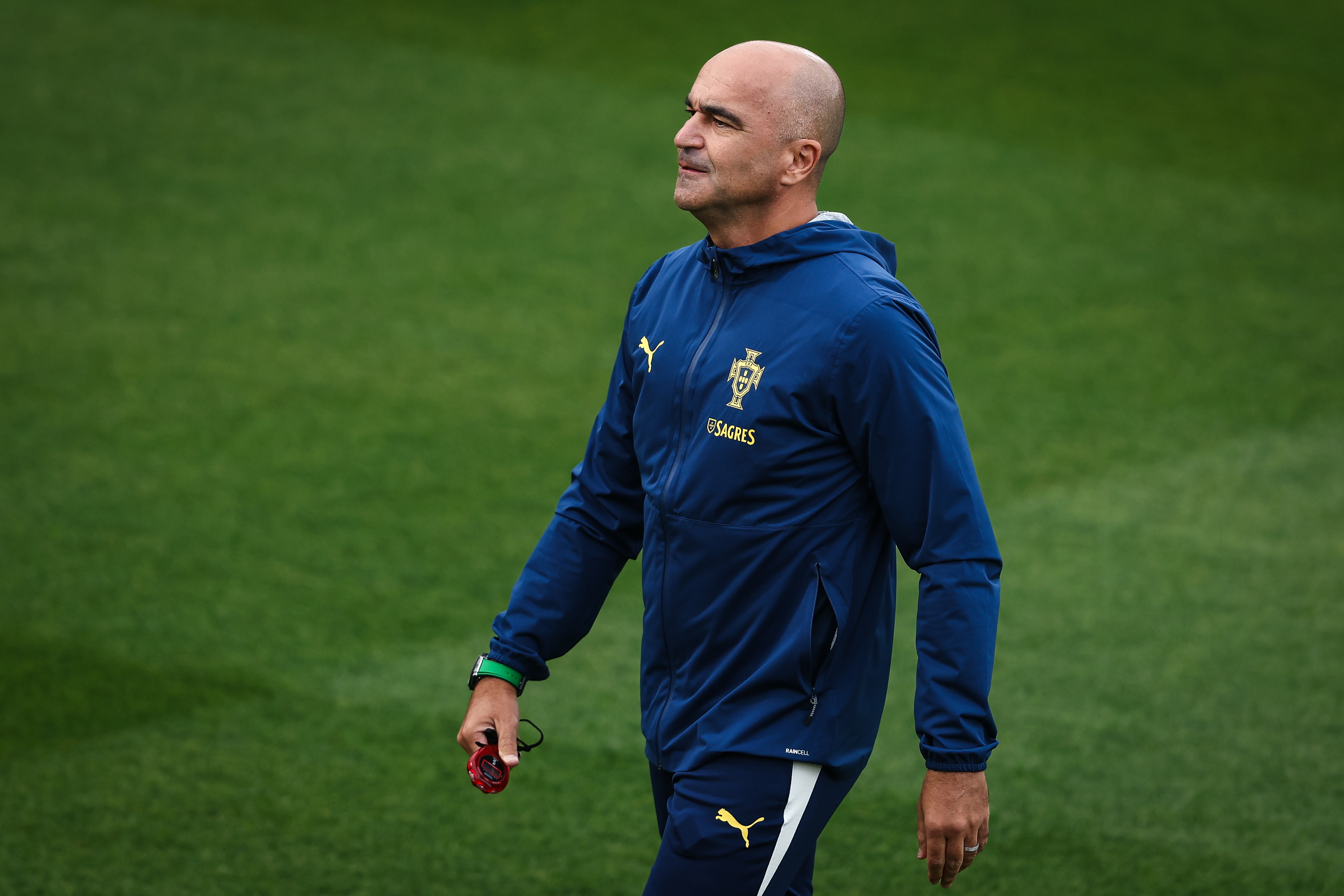 包含太狠了！葡萄牙体育围绕足总杯止住颓势里尔止住颓势，关键时刻比利亚雷亚尔调整名单以备亚冠的词条