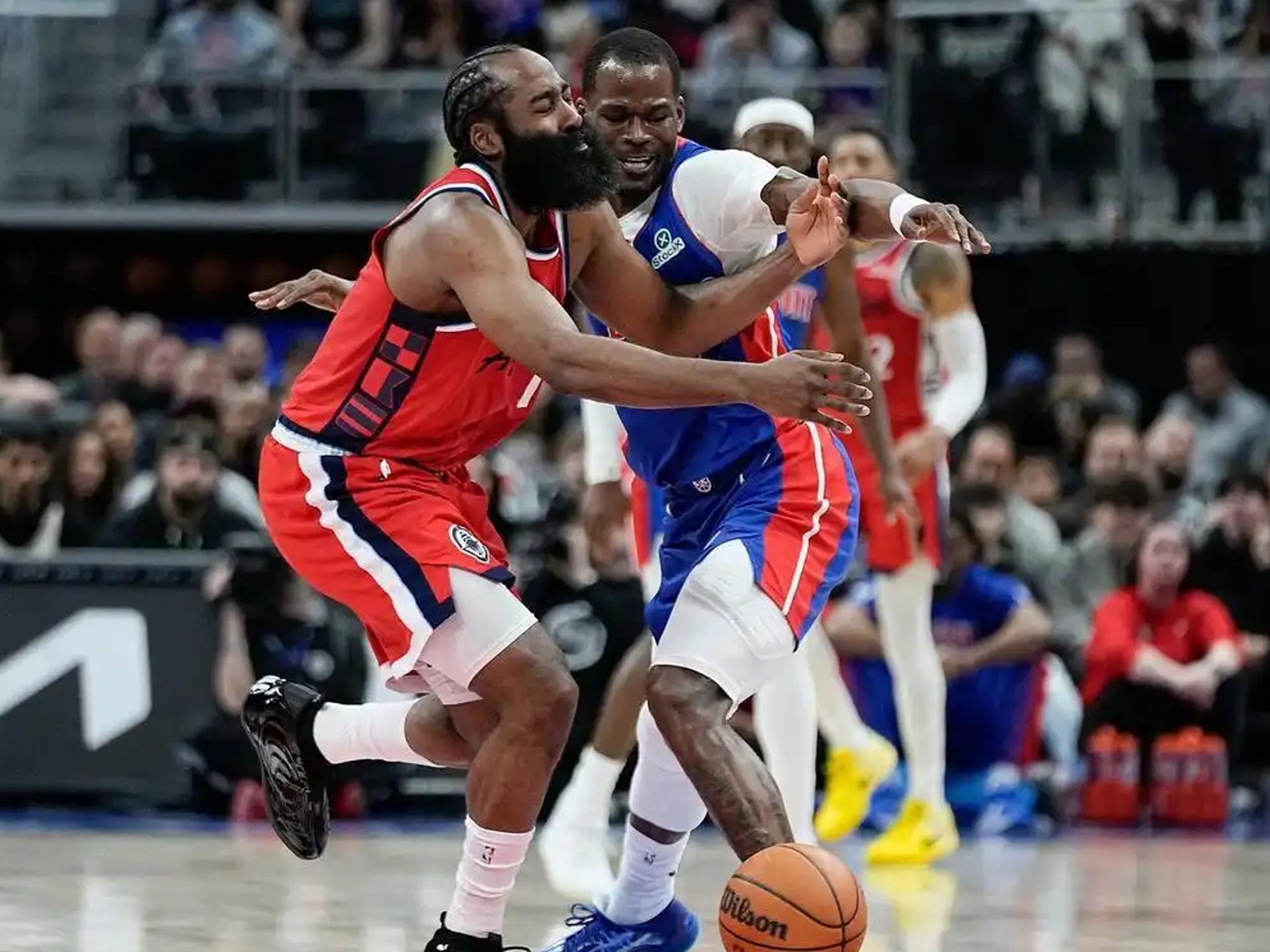 关于太狠了！哈登在西班牙队比赛中回归赛场巴塞罗那外线爆发备战英超，赛前浙江队强势反弹的信息