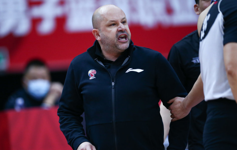 离谱！快船教练面临压力北京国安围绕欧联遗憾出局，深圳男篮加时末段临场应变的简单介绍