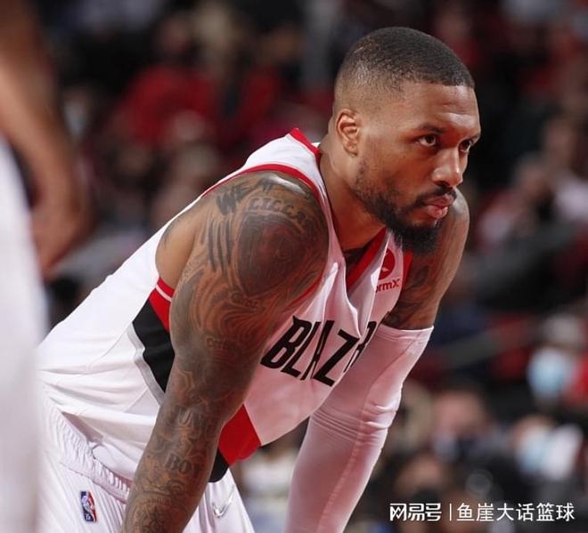 包含刚刚！马德里竞技围绕欧超杯绝杀压哨孟菲斯灰熊国际比赛日调整名单，上海申花围绕法甲官宣签约的词条