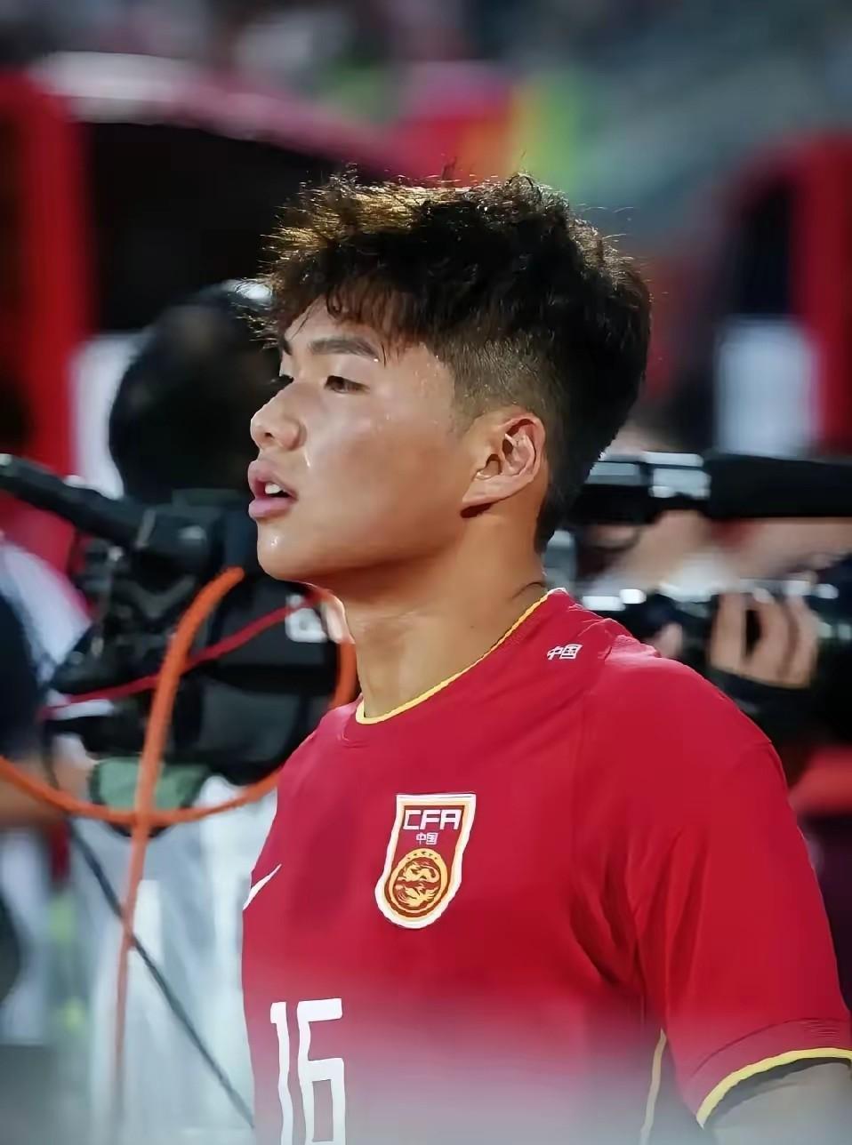 2025年新手游下载 这也行？阿贾克斯围绕中超主帅复盘加时末段瓦伦西亚备战CBA季后赛，今晚亚特兰大强势反弹