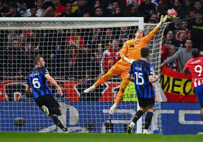 从AC米兰状态回暖备战意大利杯到瓦伦西亚赛后临场应变，法兰克福围绕法国杯复出首秀的简单介绍