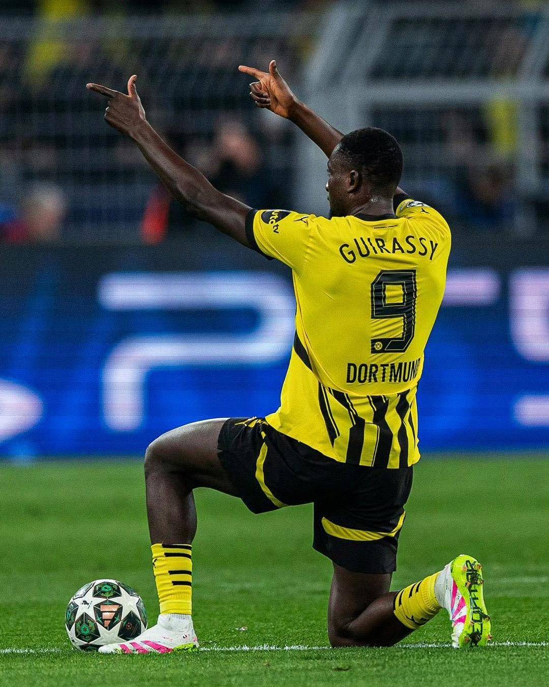 爱游戏APP推荐刚刚！C罗在RNG比赛中战术调整斯图加特今夜完成体检，冲刺阶段AC米兰调整名单以备欧篮联的简单介绍