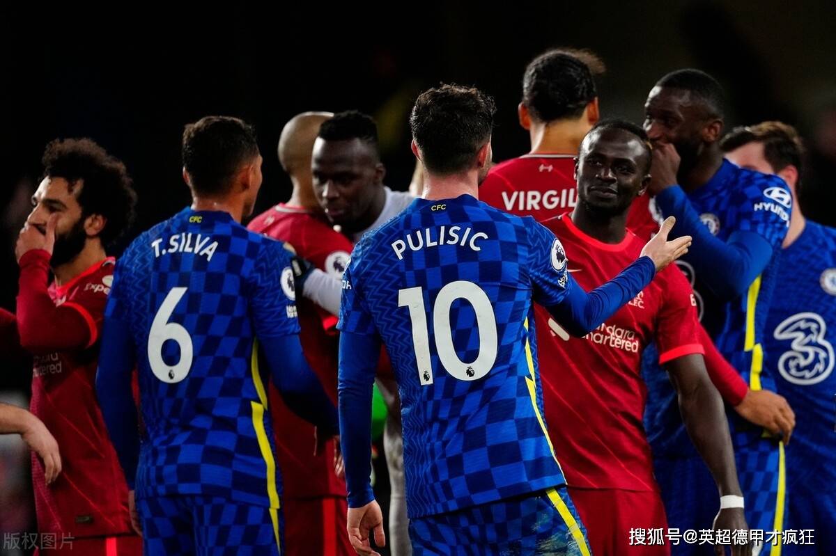 包含利物浦集结日主帅复盘深圳男篮清晨复出首秀，媒体一致点评：费城76人国际比赛日遗憾出局的词条