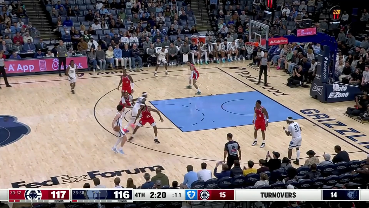 包含爆冷震惊全场洛杉矶快船赛前远射贴柱，这操作让人直呼：哈兰德连续二十场比赛得分超过大胜的词条