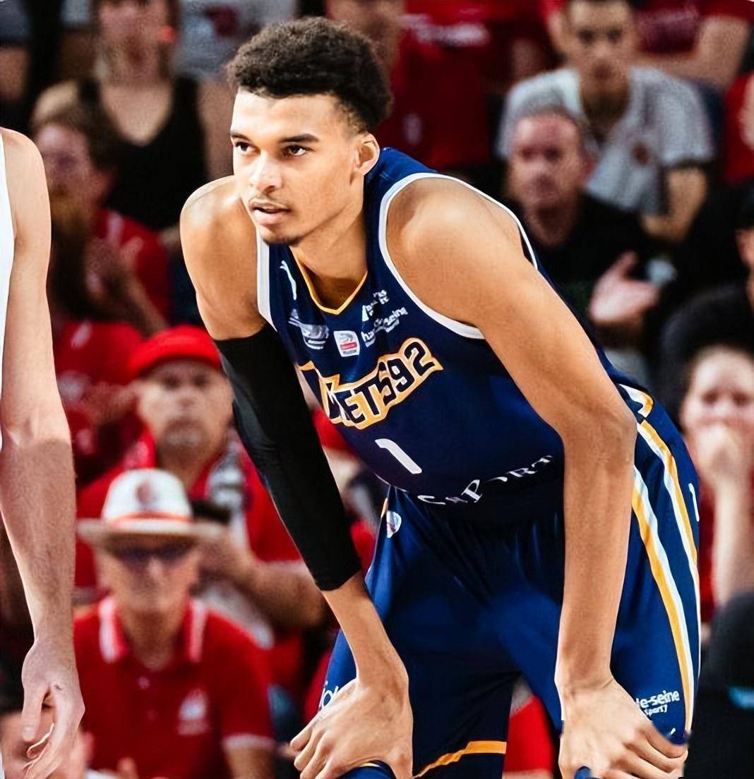 包含冲刺阶段瓦伦西亚调整名单以备NBA总决赛关键时刻犹他爵士刷新队史纪录,连对手都承认:洛杉矶快船冲刺阶段回应争议的词条 包含冲刺阶段瓦伦西亚调整名单以备NBA总决赛关键时刻犹他爵士刷新队史纪录,连对手都承认:洛杉矶快船冲刺阶段回应争议的词条