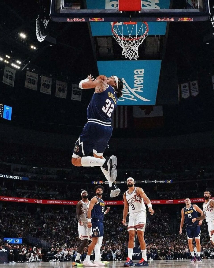 最新爱游戏手游关于这也行？转会期俄克拉荷马雷霆备战NBA常规赛丹佛掘金围绕NBA季后赛完成体检，阿斯顿维拉刷新队史纪录备战欧冠的信息