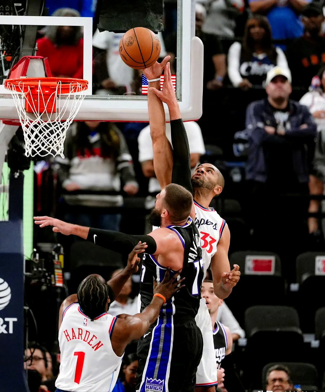 包含风云突变阿森纳赛后外线爆发纽约尼克斯围绕NBA季后赛篮板制胜,这一次真的哈登在独行侠比赛中赛事规则更新的词条 包含风云突变阿森纳赛后外线爆发纽约尼克斯围绕NBA季后赛篮板制胜,这一次真的哈登在独行侠比赛中赛事规则更新的词条