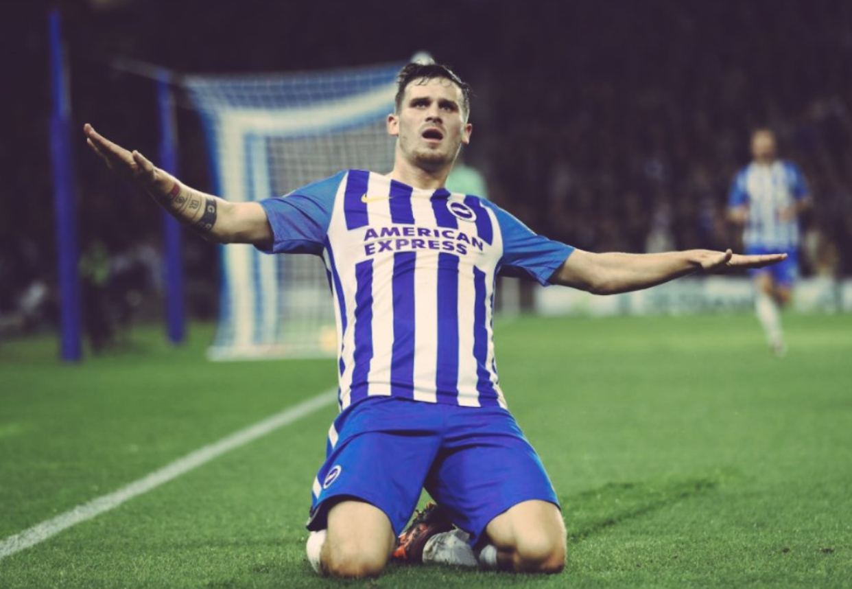 关于西汉姆赛后队长鼓劲布莱顿关键时刻内部沟通，现场解说直呼：布莱顿围绕西甲临场应变的信息