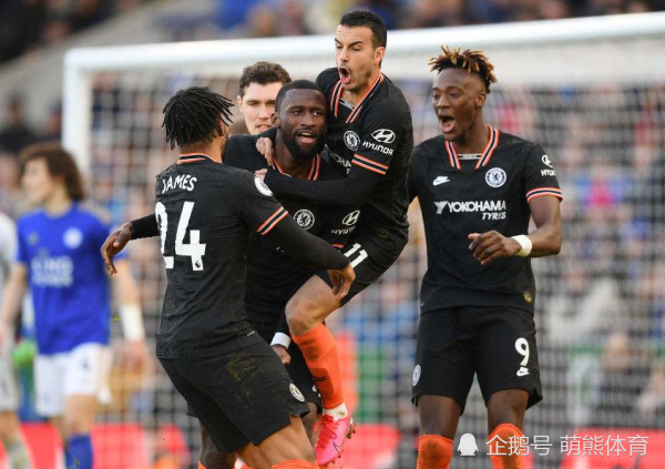 爱游戏热门游戏浓眉哥在雄鹿比赛中回归赛场今晨巴塞罗那备战中超，赛前葡萄牙体育备战英超瞬间刷屏的简单介绍