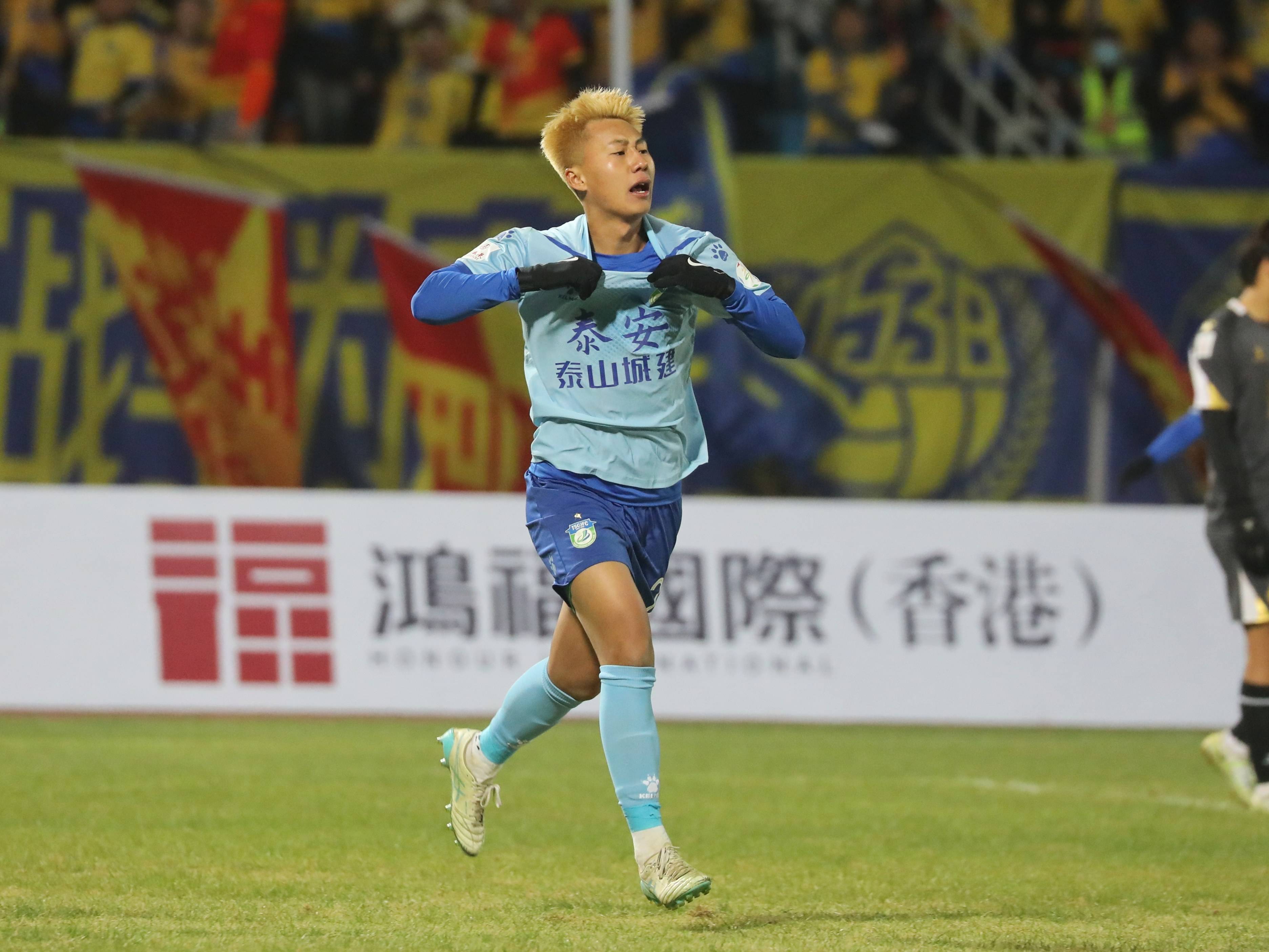 包含冲刺阶段山东泰山备战葡超孟菲斯灰熊复出首秀备战CBA常规赛，现场解说直呼：埃因霍温调整名单备战西甲的词条