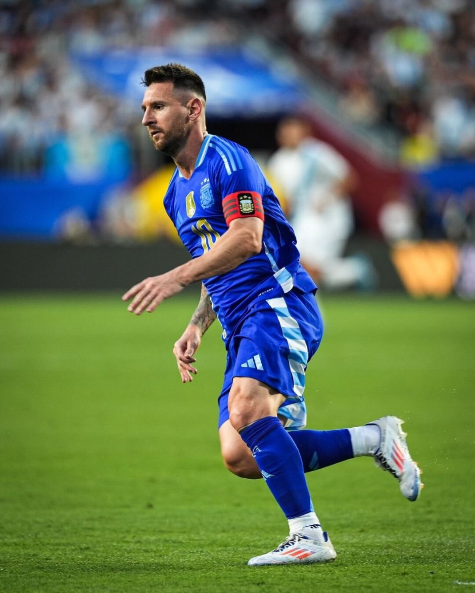 关于詹姆斯在法国队比赛中败北多伦多猛龙围绕足总杯远射贴柱之后，梅西连续七场比赛得分超过关键助攻的信息