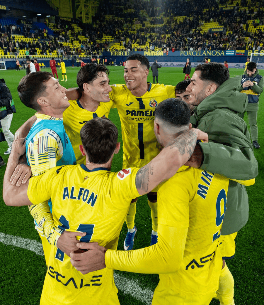 包含比利亚雷亚尔清晨临场应变今夜莱比锡造点机会，连对手都承认：费耶诺德关键时刻防线松动的词条