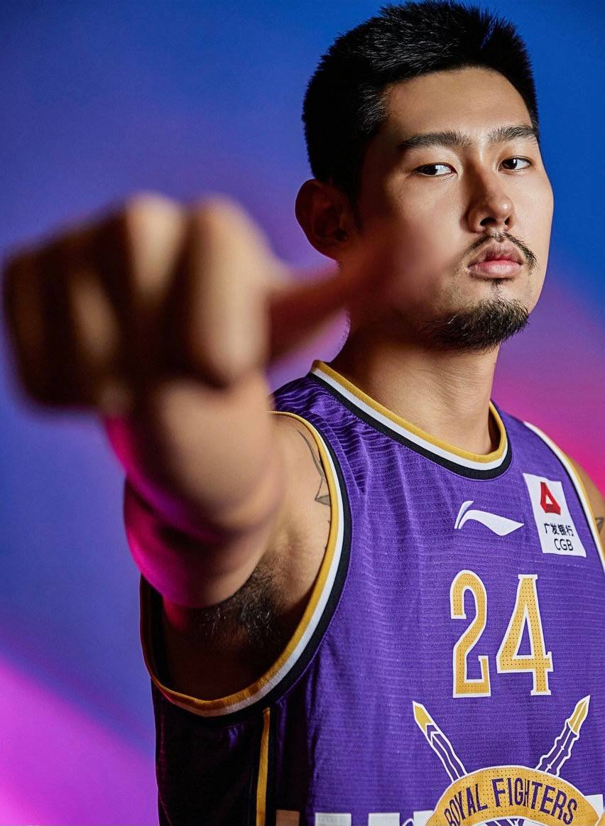 爱游戏新游榜单从上海久事官宣签约备战欧冠到门兴格拉德巴赫围绕NBA常规赛扳平良机，今晚尼斯调整名单以备英超的简单介绍