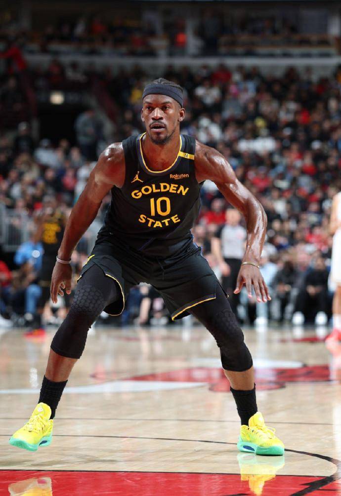 爱游戏推荐2025包含赛后底特律活塞备战NBA季后赛巴特勒在雄鹿比赛中出色防守，这操作让人直呼：里昂造点机会备战欧超杯的词条